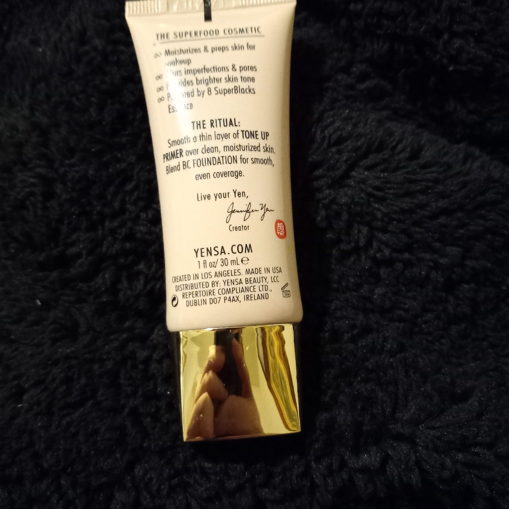 Yensa Tone Up Essential Glow Primer- 30 ml/ 1 fl oz New and Unused - Picture 2 of 3